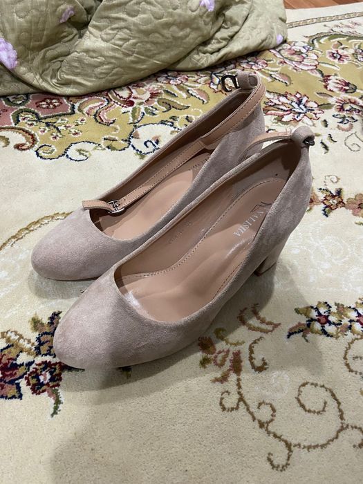 Женская обувь туфли