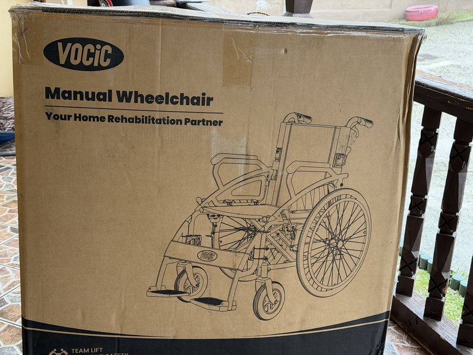 Scaun cu rotile VOCIC