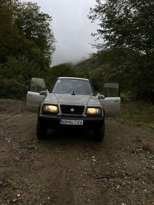 Vând  sau schimb Suzuki Vitara 2.0 V6