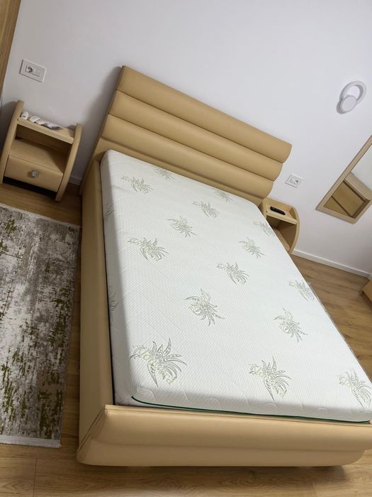 Vand pat cu saltea si noptiere