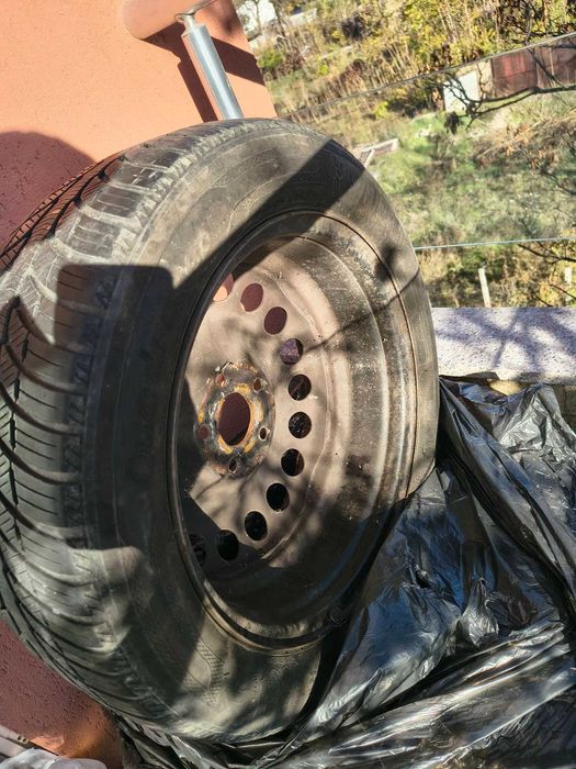 Автомобилни гуми