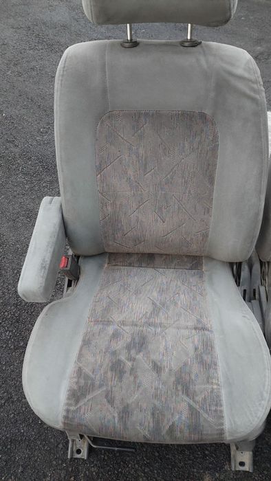 Продам сидений на авто