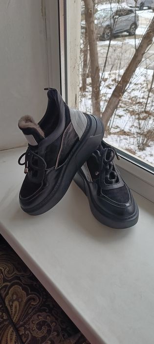 Женские зимние ботинки.Раз.36