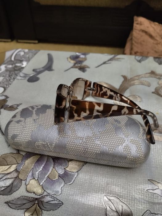 Продам очки новые