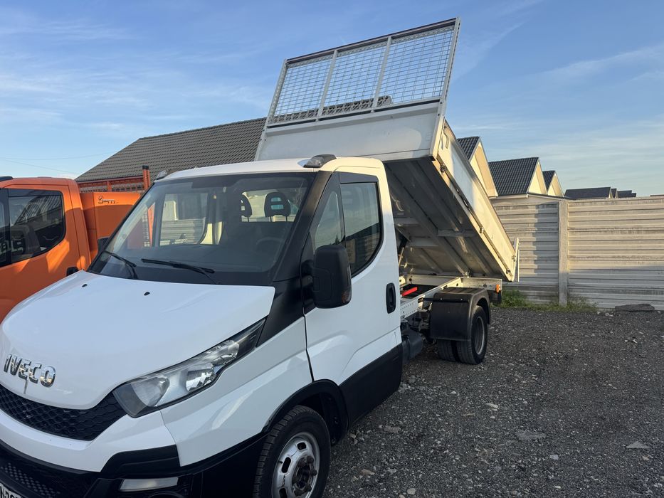 Iveco basculabil pe spate