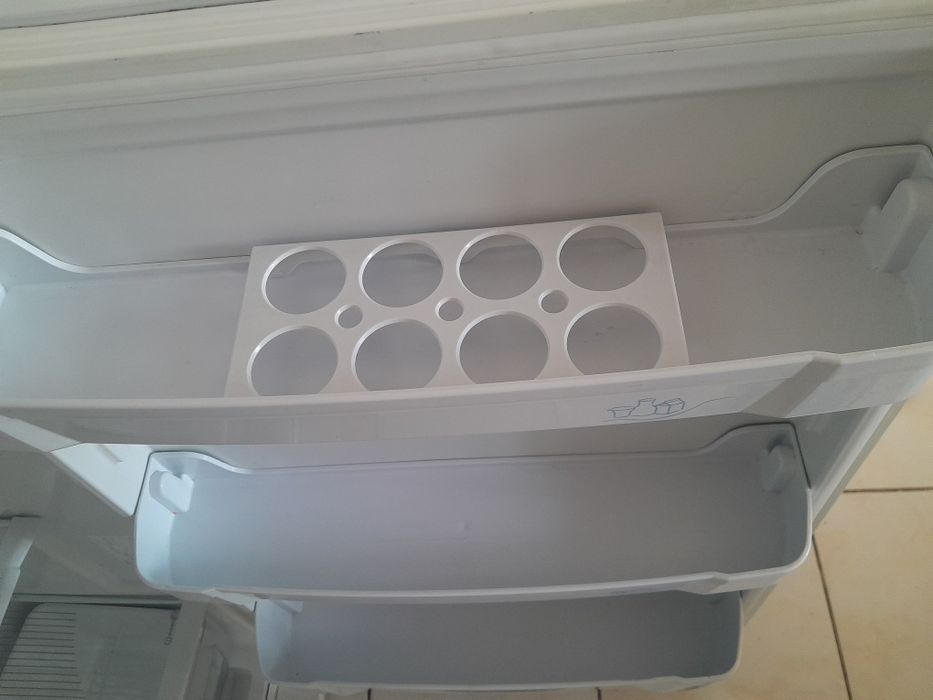 холодильник Indesit