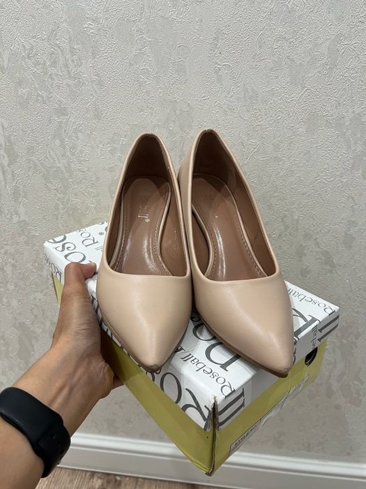 Аквашузы 36 р б/у