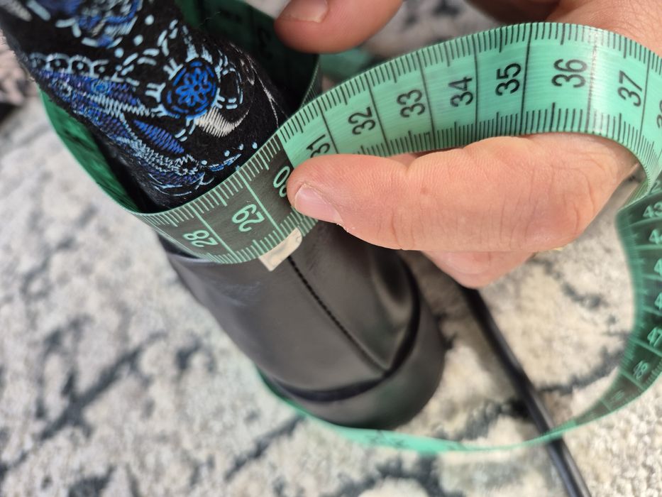 Cizme model deosebit