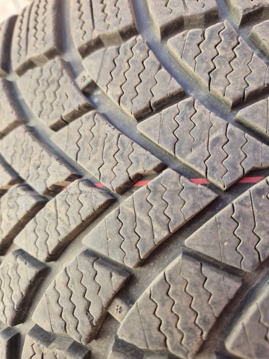 Зимни гуми на Бридж Стоун