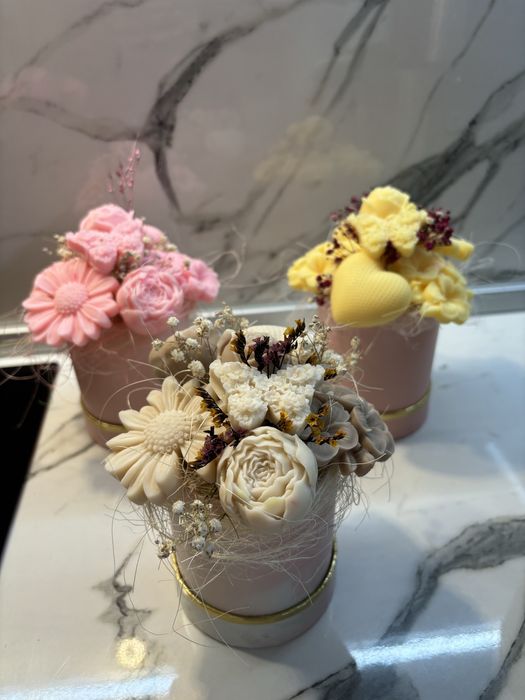 Подаръци букети от свещи