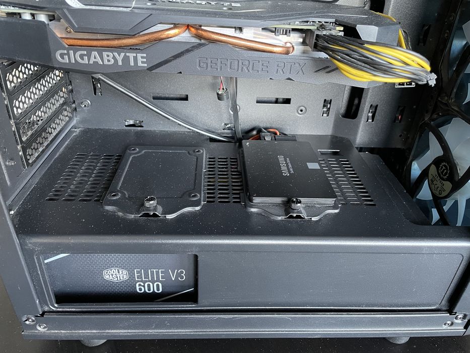 Геймърски компютър