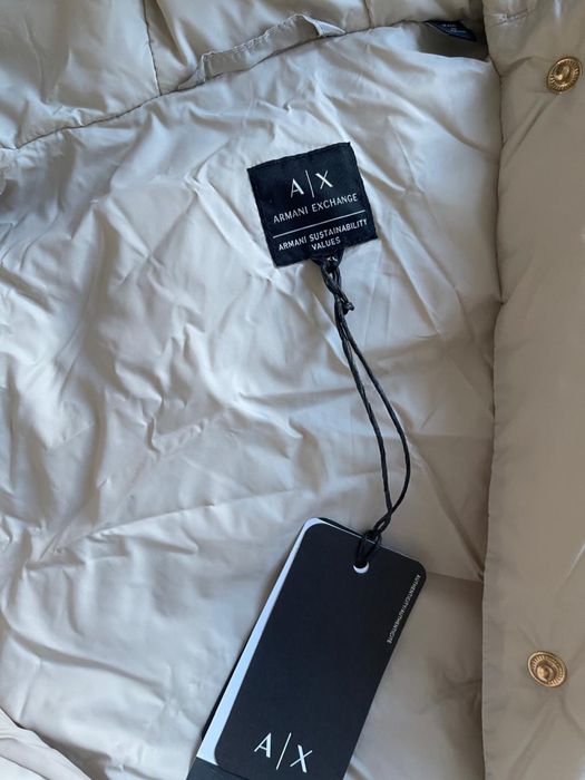 Оригинал Пуховик женский Armani Exchange