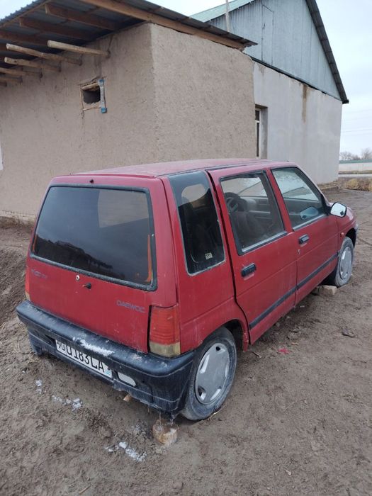 Tiko mashina sotiladi