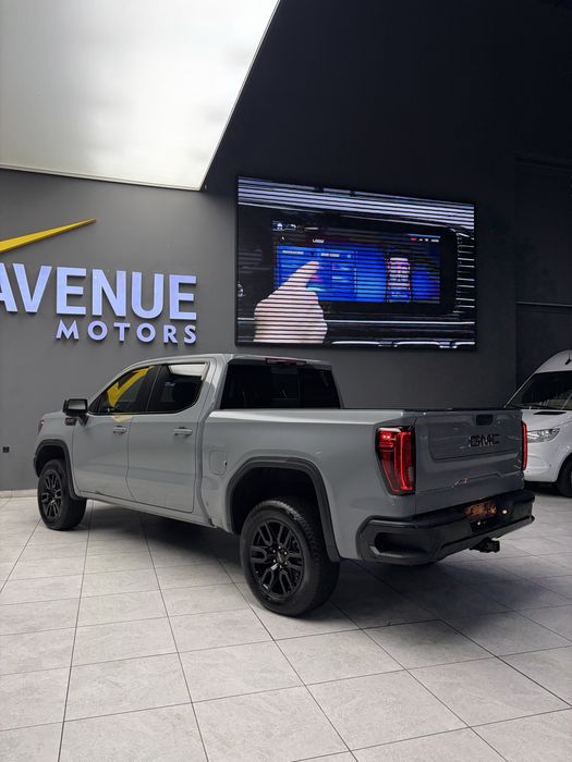 Продается GMC SIERRA