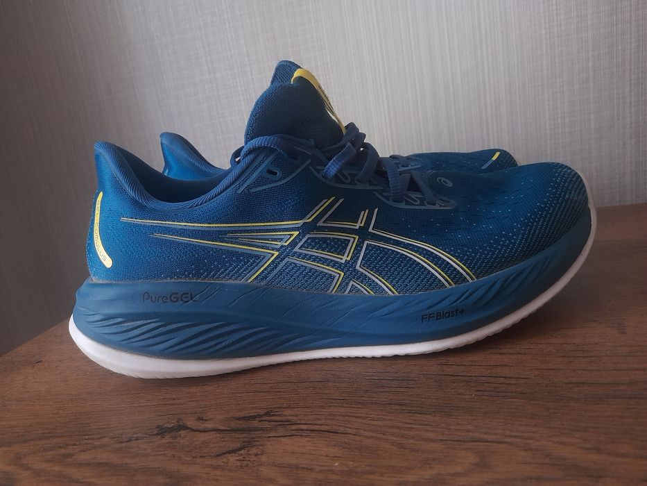 Asics gel Cumulus 26 маратонки 44 номер.