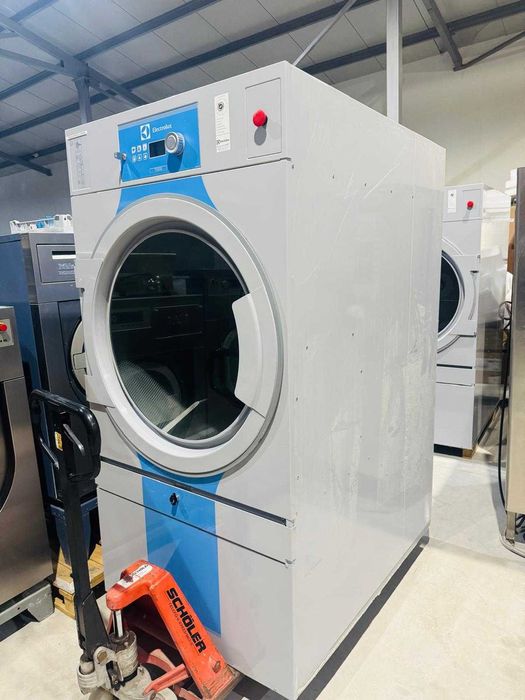 Професионлни газови сушилни Electrolux, 30/35 чисто нови