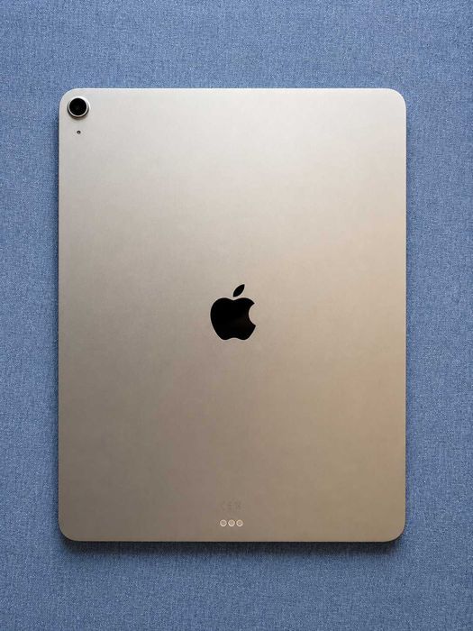 Ipad Air 13 inch 256 GB с Apple Magic клавиатура с БДС