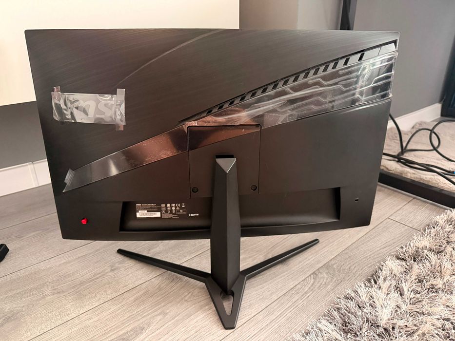 Monitor gaming LED VA MSI 27 144hz