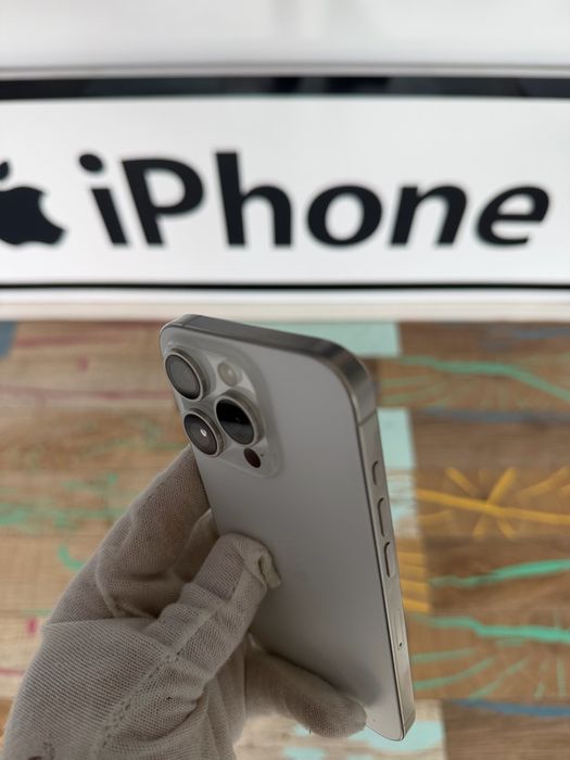 Iphone 15pro 256gb 100%bt чисто нов почти не е използван
