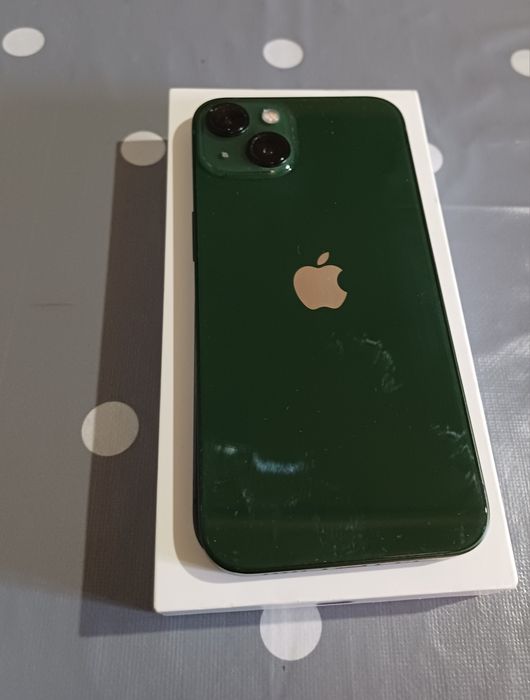 iPhone 13  128 GB