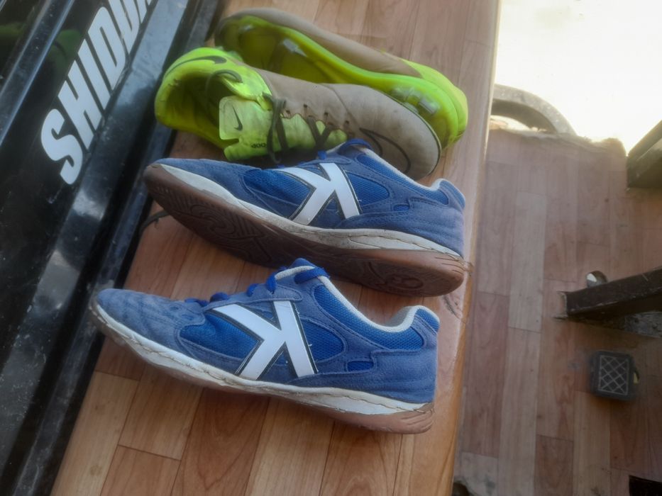 Бутсилар сотилади 150 000 сумдан,яна келишамиз