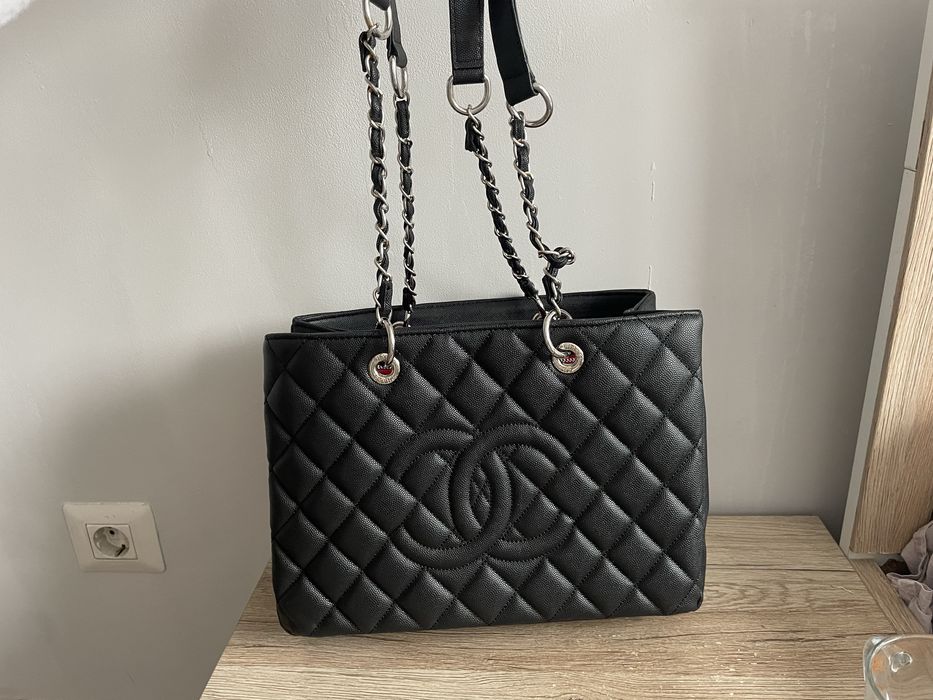 Ganta de umar chanel din piele