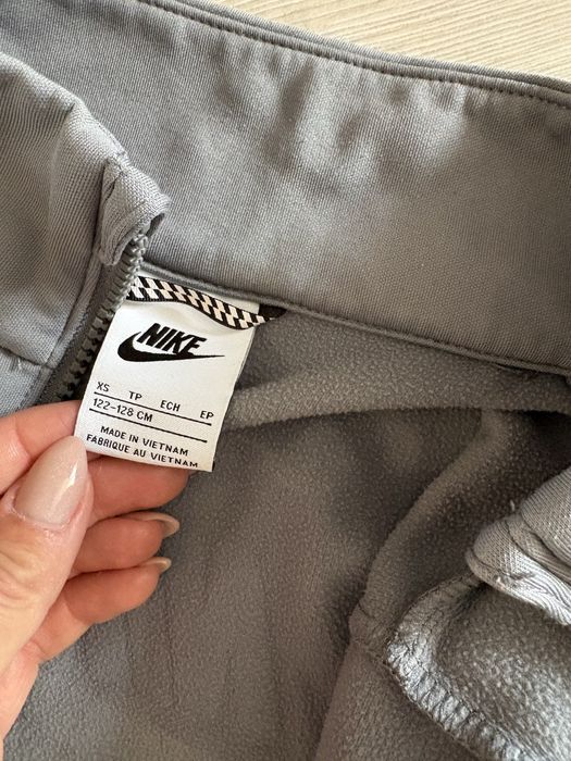 Дрехи на марката nike