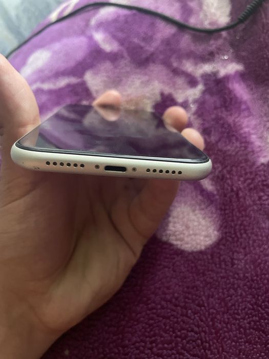 Продам или обменяю айфон 11