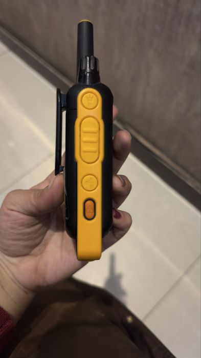 Рации Моторола 4 штуки