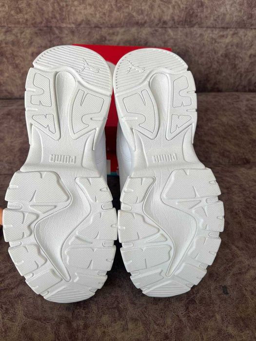 Женские кроссовки PUMA