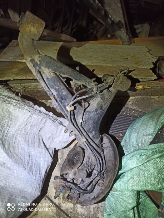 Продам рычаг задний БМВ Е34