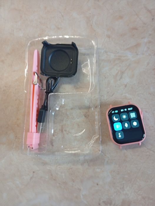 Ceas smart (are multe aplicații)