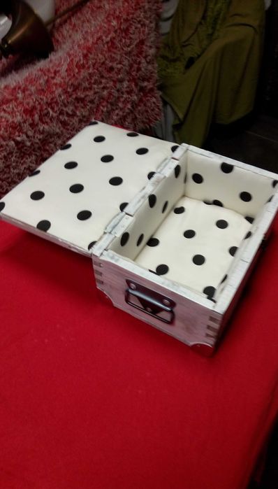 Декоративна кутия, съндъче стил винтидж - промишлен дизайн