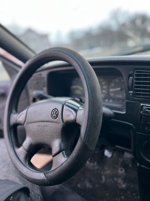 Продам пассат б4 1.8