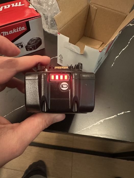 Makita Dtd 173  si baterii noi