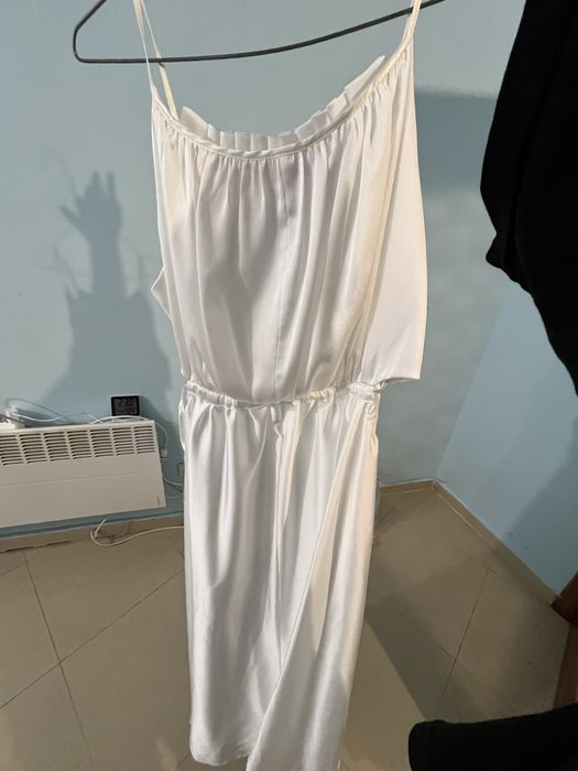 Официална Рокля Lucy