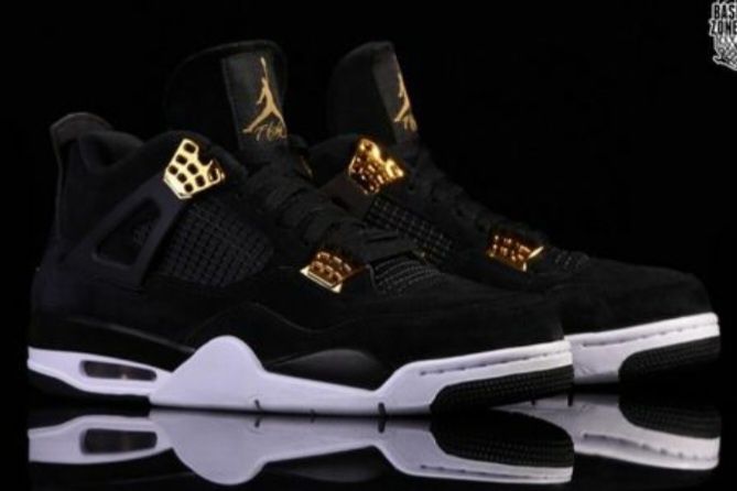 Adidasi Air Jordan retro black