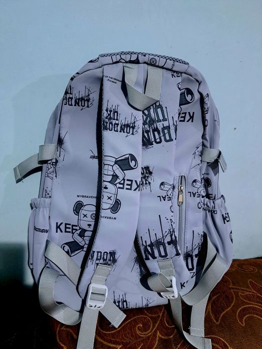 Qizlaga yengi kulrang popka sotiladi