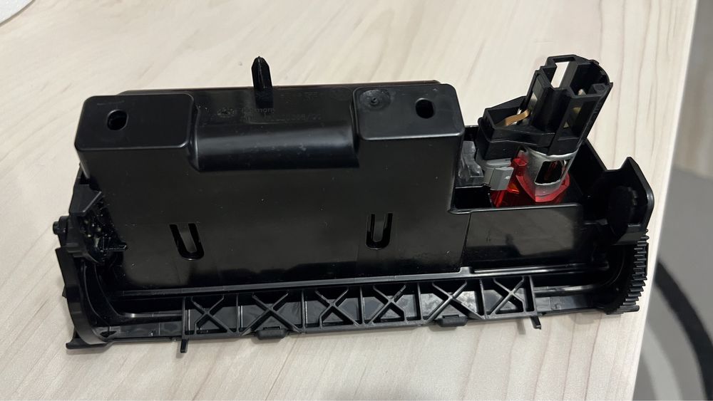 Suport+scrumiera VW Passat CC. 2008-2012, Originala