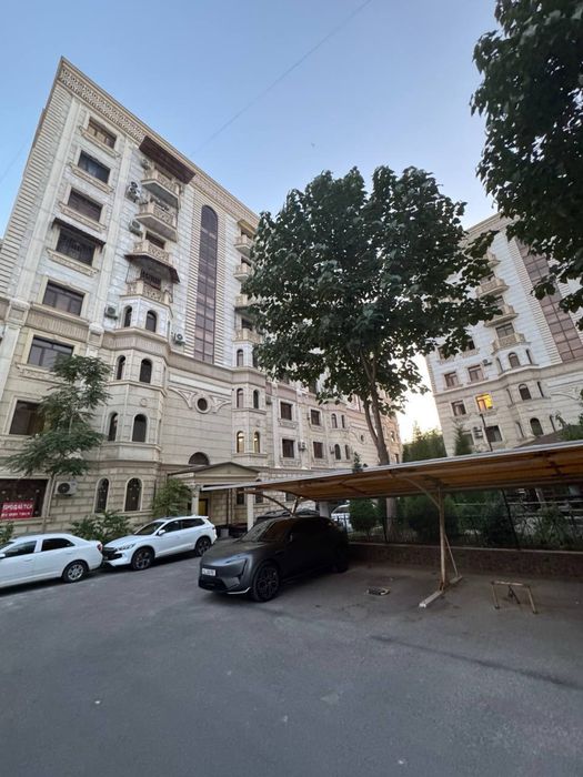 Новостройка квартира 3 комнат Яккасарай шота руставели