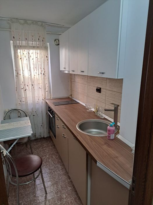 Vand  apartament 3 camere