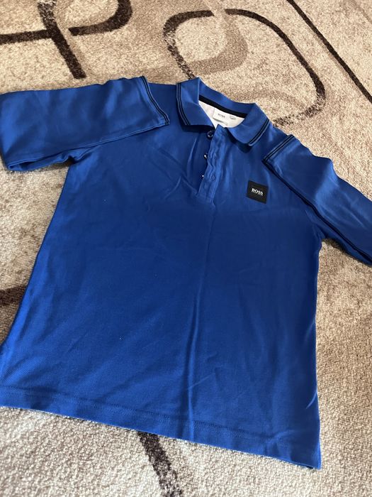 Hugo Boss t-shirt с дълъг ръкав, размер:138. Чисто нова купувана от чужбина!