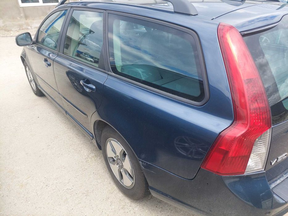 Autoturism marca Volvo V50,an 2010, E4.