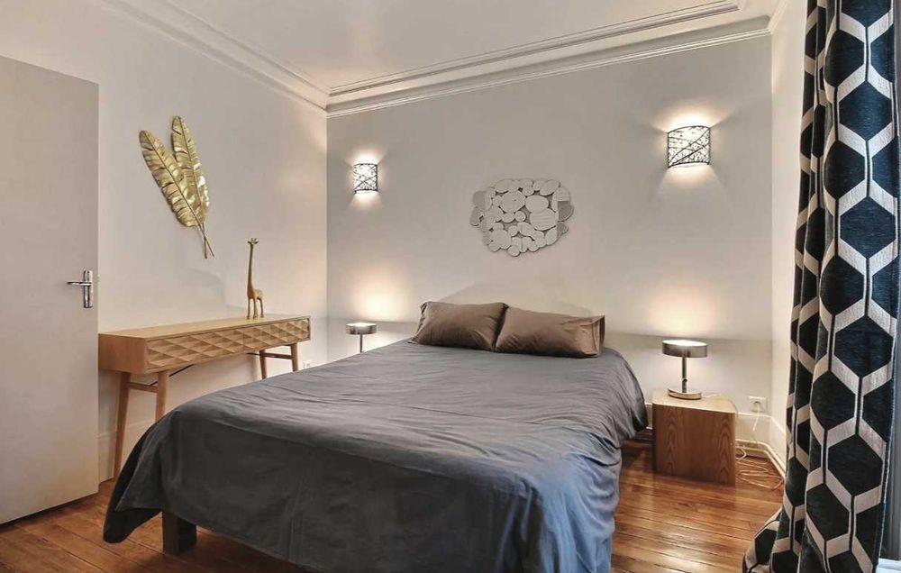 Дава се под наем Тристаен апартамент в Пловдив, Център - 73 кв.м за 209.1 € - Снимка #2