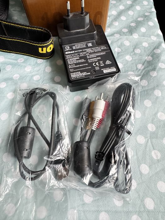 Продавам Nikon D5300 VR II Kit – фотоапарат подходящ за всички желаещи