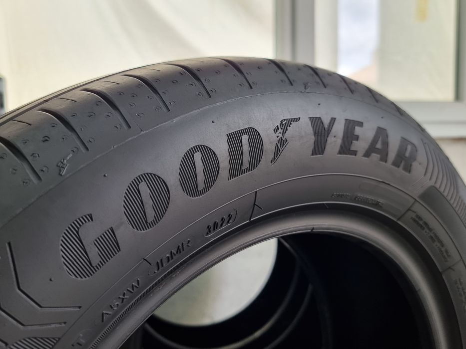 205/60/16 Goodyear 4Броя: 150€ 6.8мм