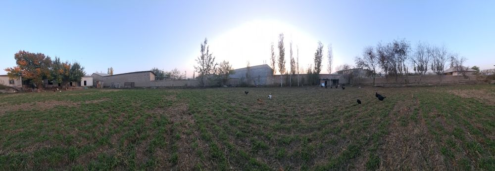 Участка сотилади