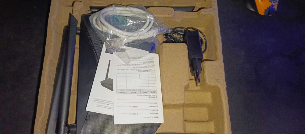 Wi-Fi роутер DoCo Premium