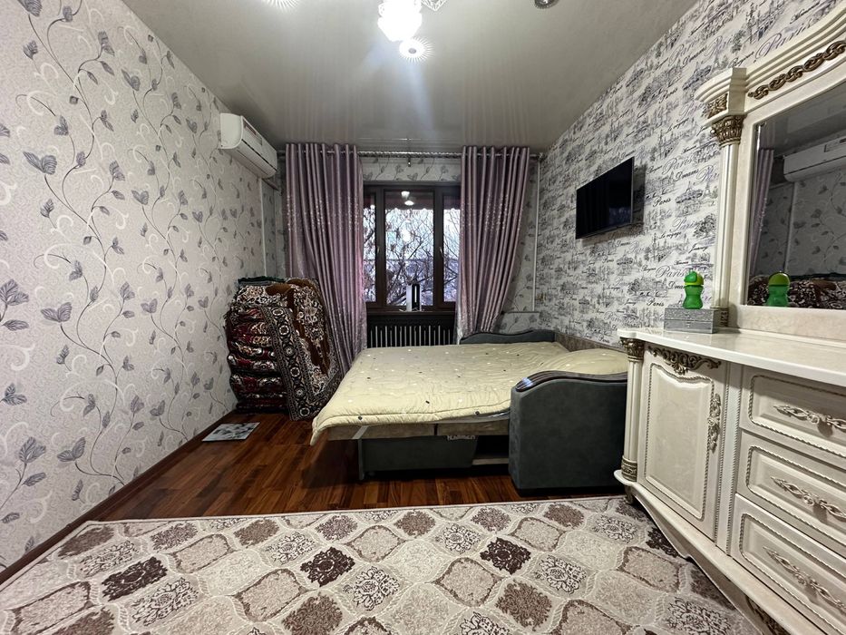 Мирзо Улугбек ( Феруза)