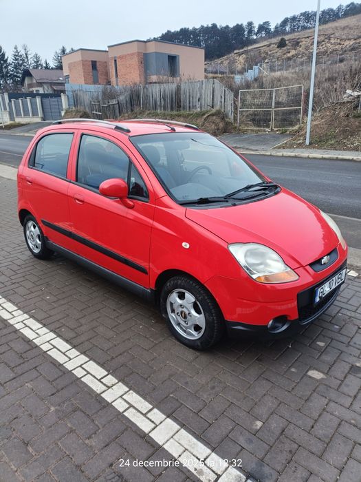 Vând Chevrolet spark